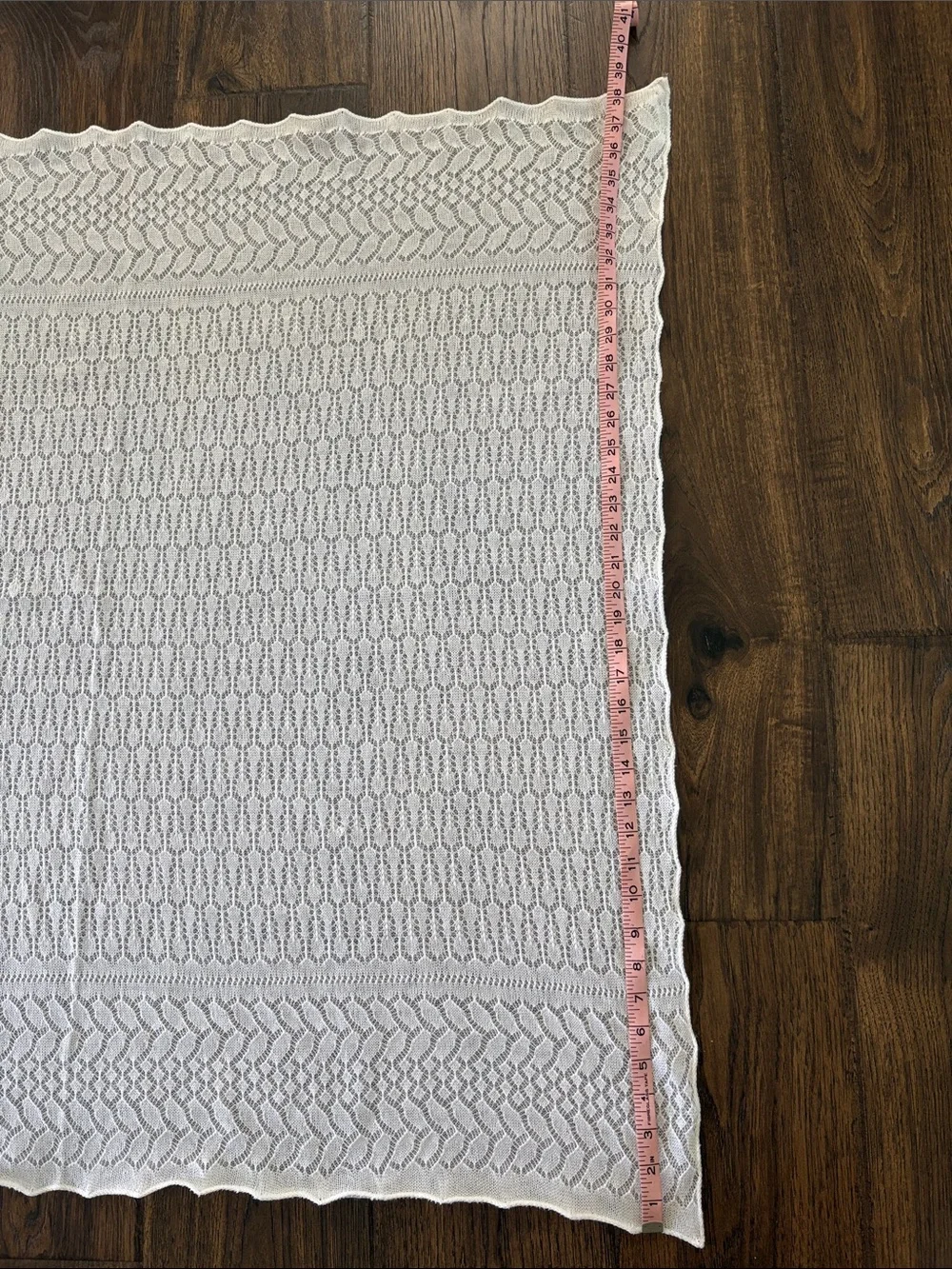 Bloomingdale’s Young World Baby blanket 40”x 38” England